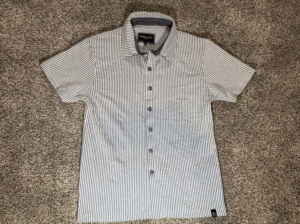 Kenneth Cole New York Striped Short Sleeve Button Up Shirt Size 8